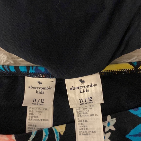 Abercrombie kids tropical print swim bikini - Picture 3 of 3